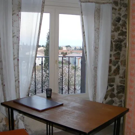 Chambres D'hotes Les Sens Ciel Bed & Breakfast *