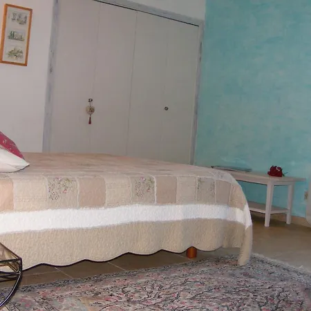 Chambres D'hotes Les Sens Ciel Bed & Breakfast
